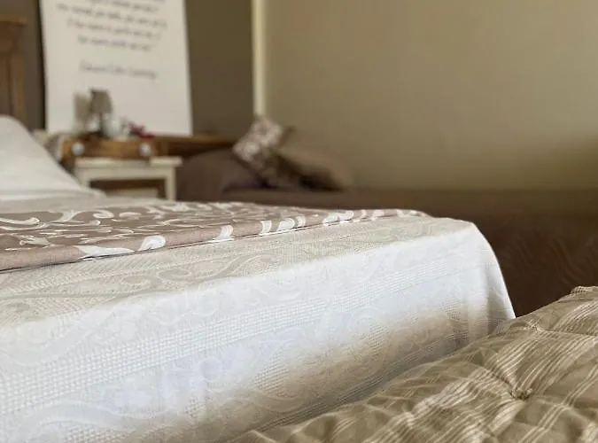 Bed & Breakfast Anticacascina 3*