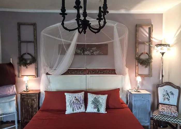 Bed & Breakfast Anticacascina 3*
